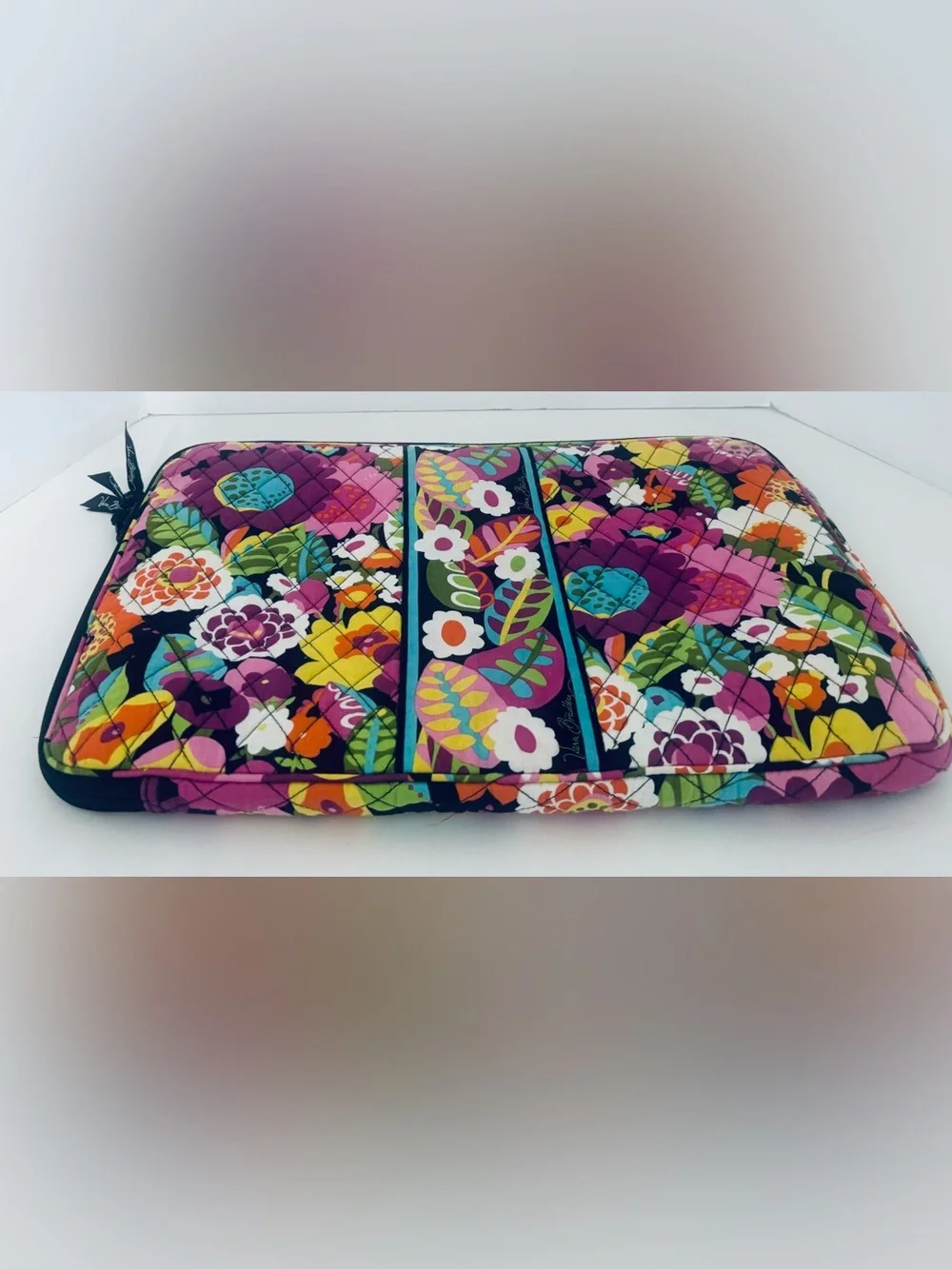 Vera Bradley Va Va Bloom Quilted Laptop Sleeve Padded Soft Zips Inside Pocket
